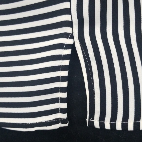 Express black and white striped top size XS - Picture 4 of 7